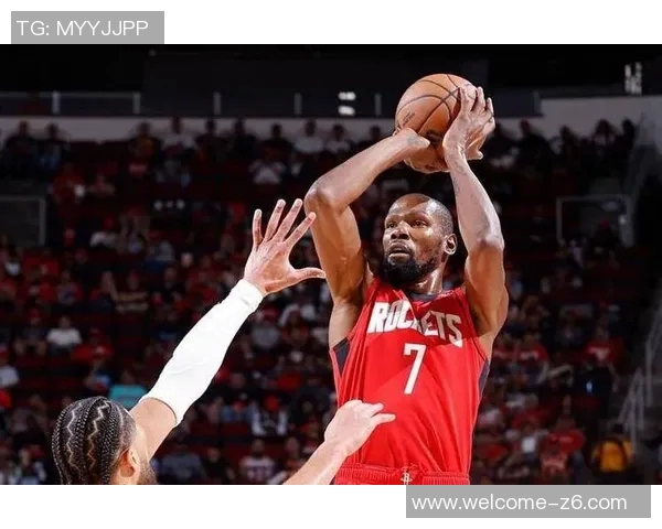 火箭队开季遭遇两连败半场进攻和空间问题亟待解决